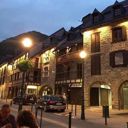 Gites Au Chant Des Marmites Saint-Lary-Soulan Dış mekan fotoğraf