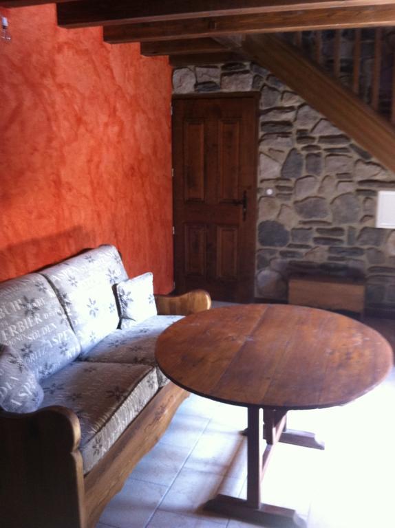 Gites Au Chant Des Marmites Saint-Lary-Soulan Oda fotoğraf