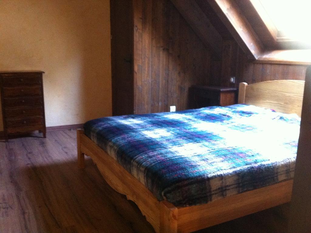 Gites Au Chant Des Marmites Saint-Lary-Soulan Oda fotoğraf